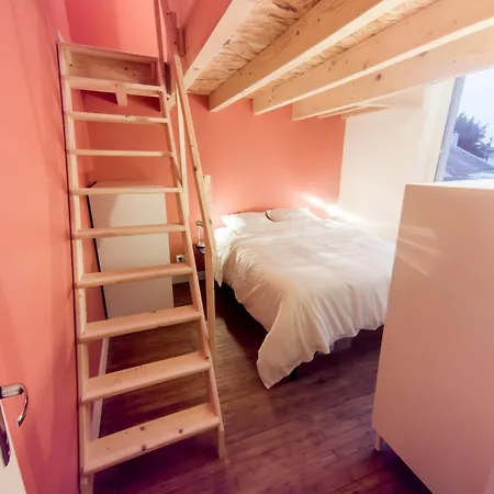 Maison A 10 Min Du Centre Dans Avenue Privee ! Дом отдыха Нант