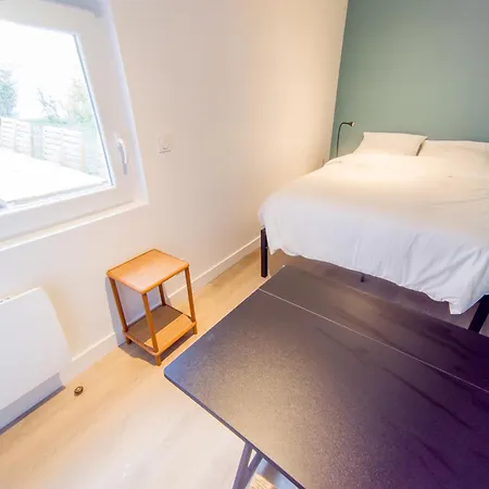 Дом отдыха Maison A 10 Min Du Centre Dans Avenue Privee ! Нант