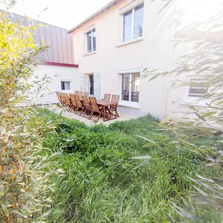 Maison A 10 Min Du Centre Dans Avenue Privee ! Нант