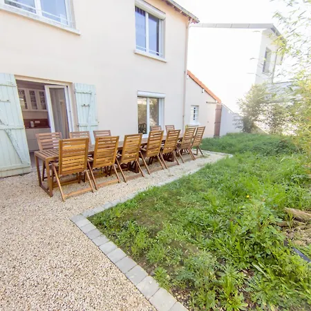 Ferienhaus Maison A 10 Min Du Centre Dans Avenue Privee !