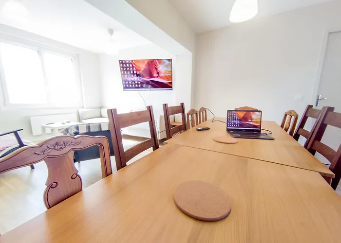 Maison A 10 Min Du Centre Dans Avenue Privee ! * 南特